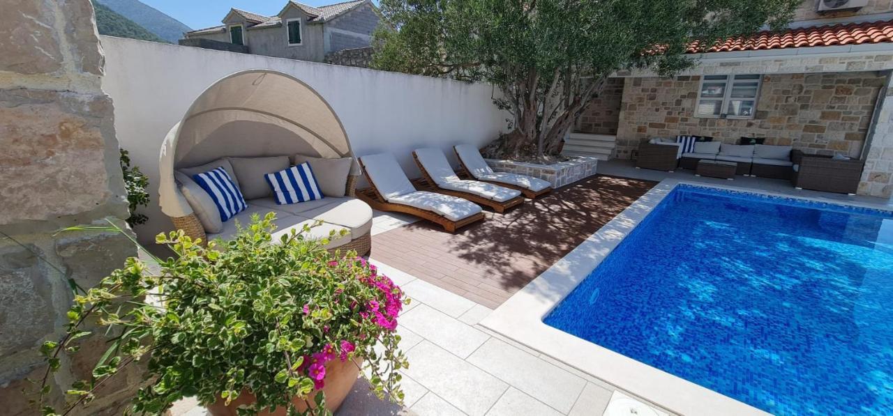 Apartments Lolita Bol Dış mekan fotoğraf