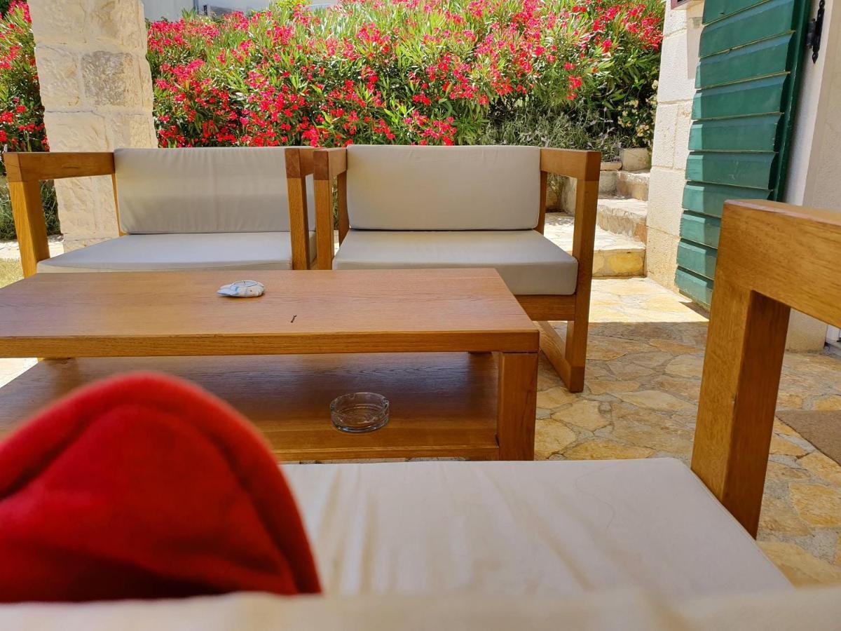 Apartments Lolita Bol Dış mekan fotoğraf